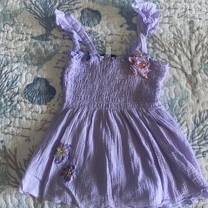 Little Mass size 5 purple smocked floral top